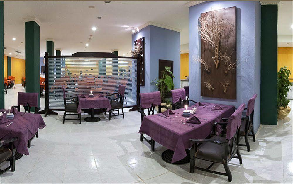 Golden 5 Sapphire Suites Hotel Hurghada Exterior foto